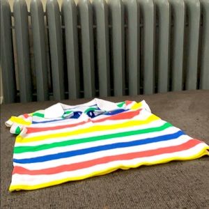 A Tommy’s hilfiger shirt